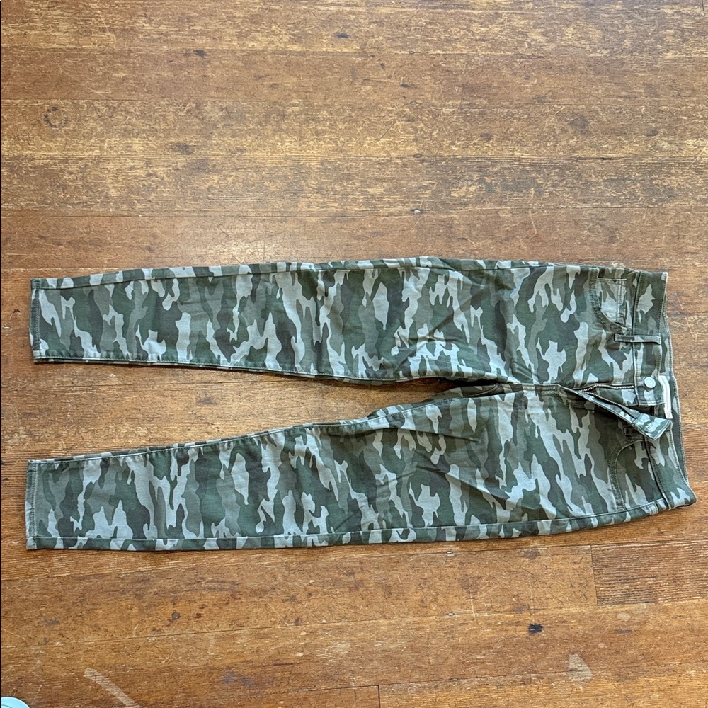 Levi's Camouflage Skinny Jeans